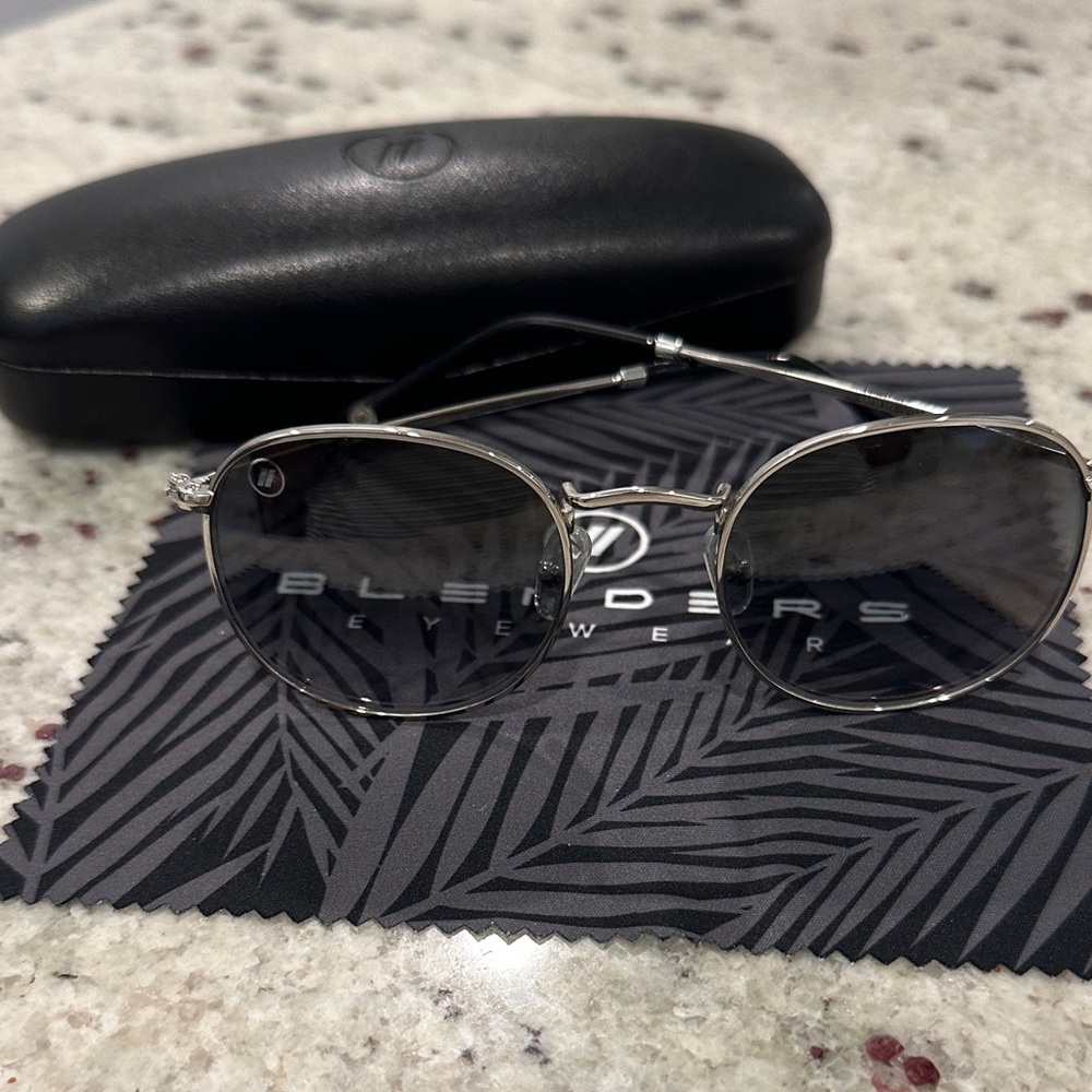 Blenders Eyewear Silver Sunglasses